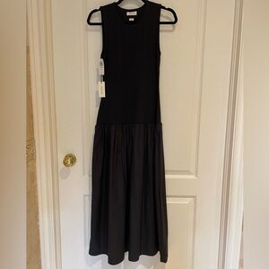 NWT Aritzia Babaton Worldly Dress. Black. Size small.